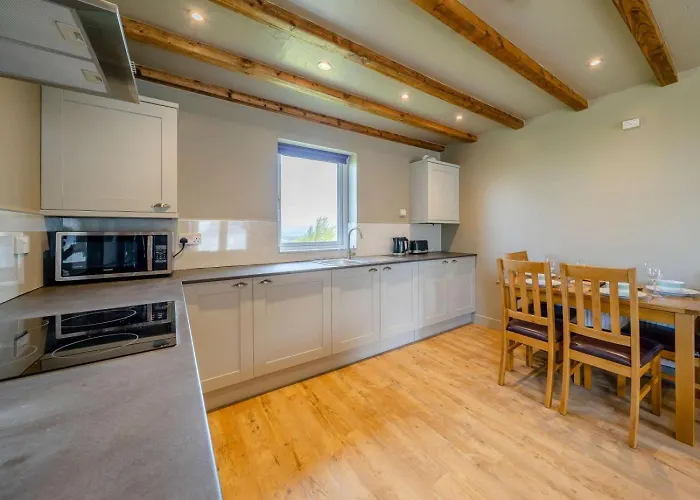 2 Bed In Lancaster Oc-53510 *