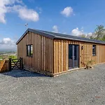 2 Bed In Lancaster Oc-53510 Beetham