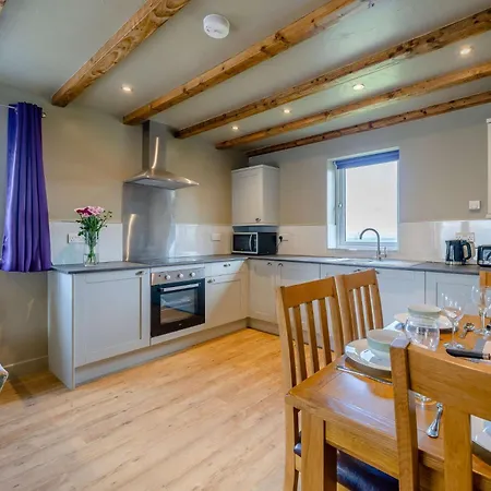 Alojamento de Turismo Selvagem 2 Bed In Lancaster Oc-53510 *